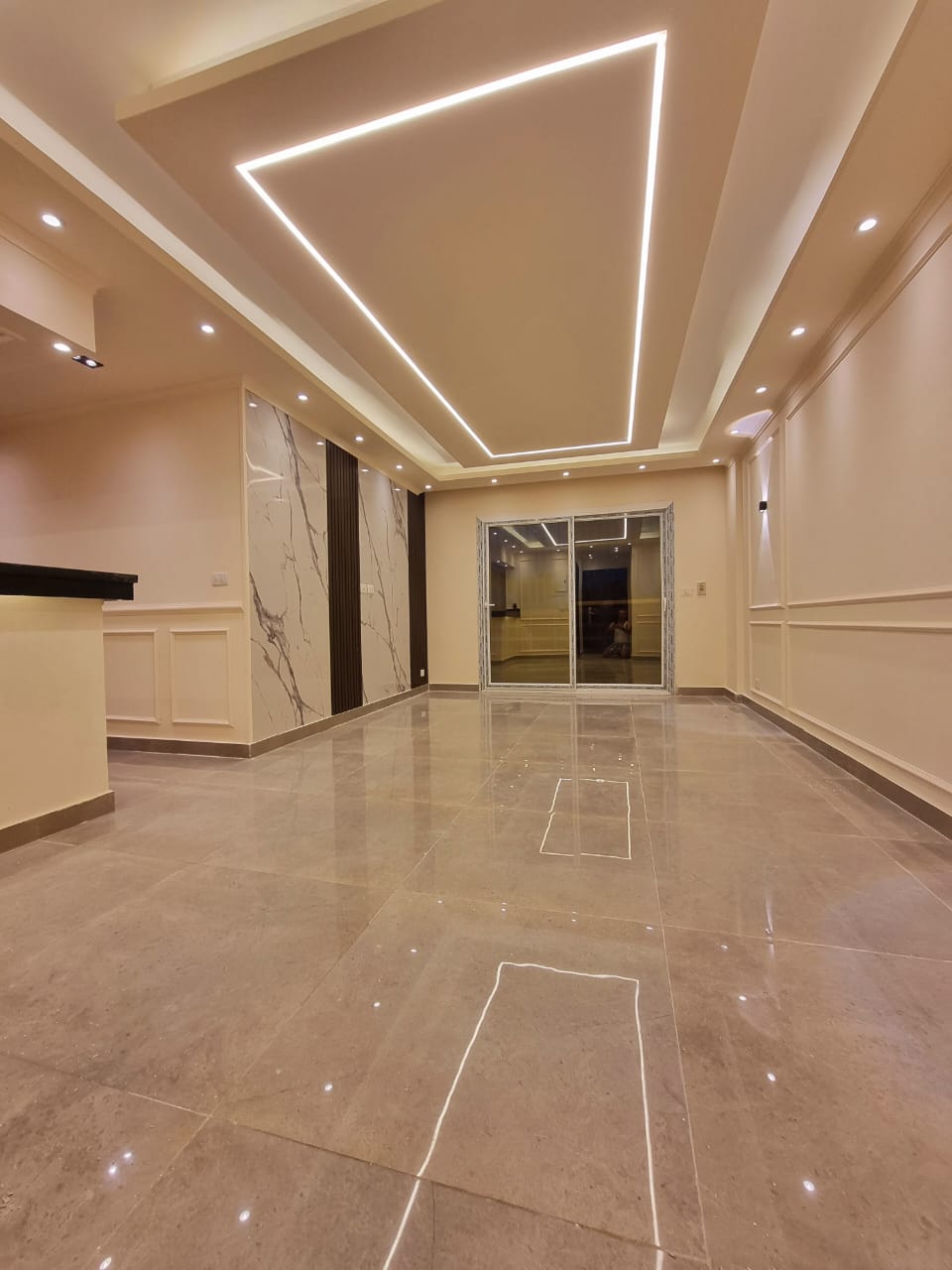 شقة في مدينتي 103 م2 للبيع كاش تشطيب خاص استلام فوري 5,000,000 ج 